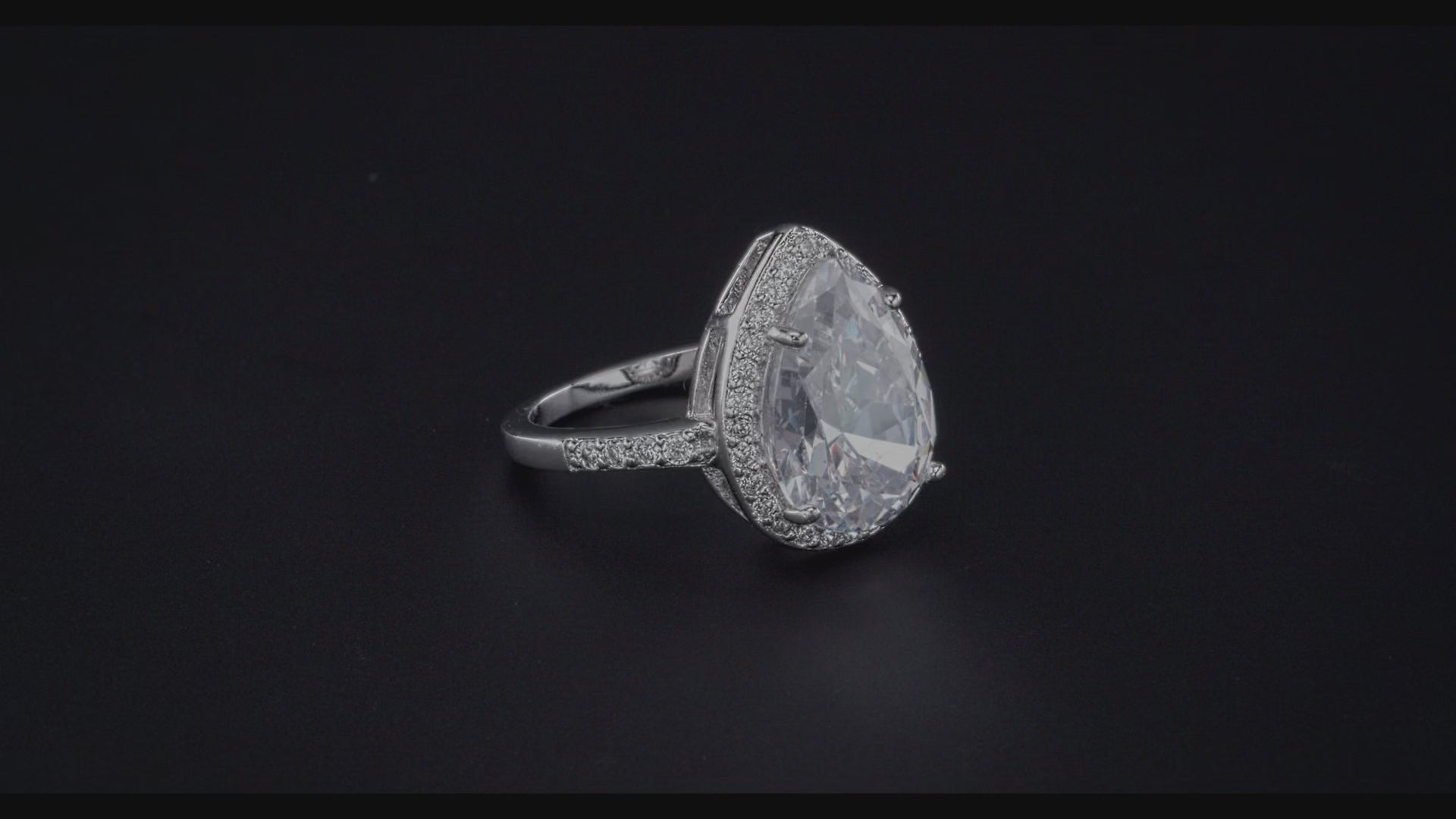 PEAR RING